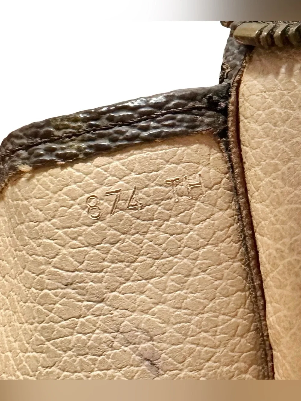 Louis Vuitton Monogram Leather Vintage 1980’s Toiletry 26 Clutch Bag